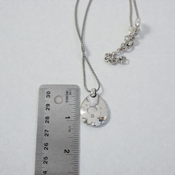 Brighton Teardrop Daisy Enamel Pendant Necklace Silver Plated Retired Design - Picture 6 of 7